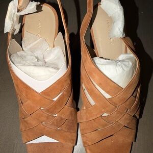 Ann Taylor Women's Tan Suede Crisscross Sandals